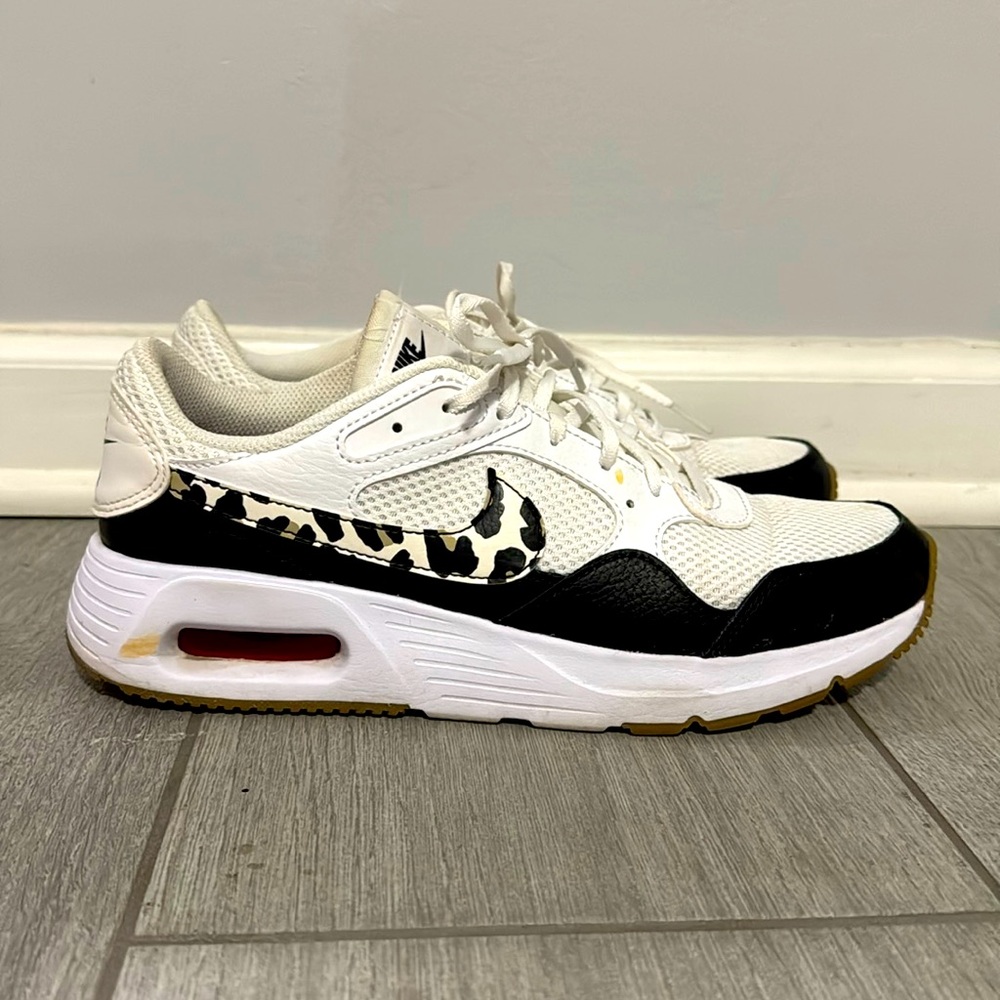 Nike Air Cheetah Sneakers Size 9